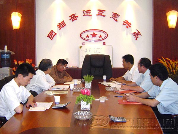 ����ͻ�Ƹ�ѹĥ����