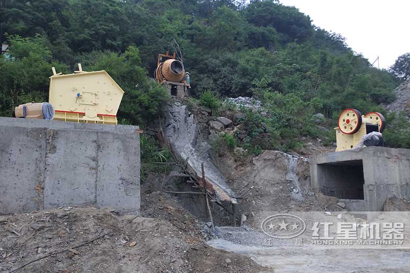 珍珠岩破碎设备生产线配置方案 珍珠岩破碎设备生产线配置方案