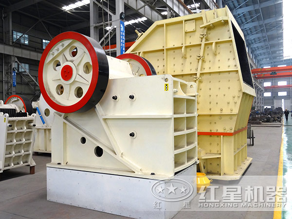 ���Ͷ�ʽ�����������ʯ��ҵ��ת��