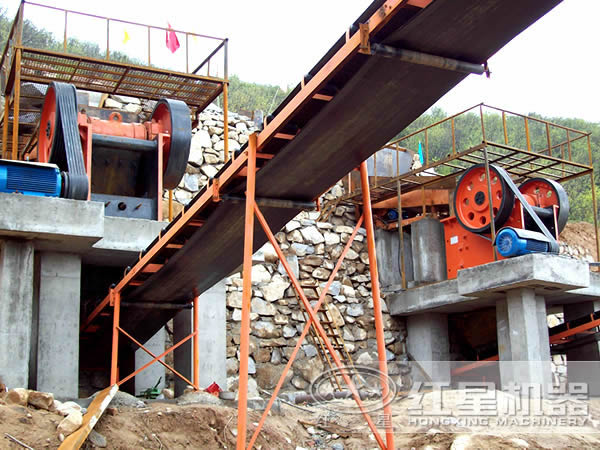 150��250�ʽ����������ںӱ��е�