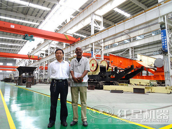 ���ʿͻ������ι���Ӱ