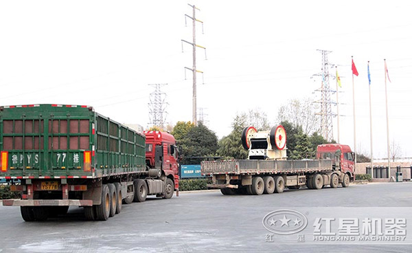 ����ͻ�ƴ���ʯ�ϵĶ�ʽ��ʯ���������鳡��