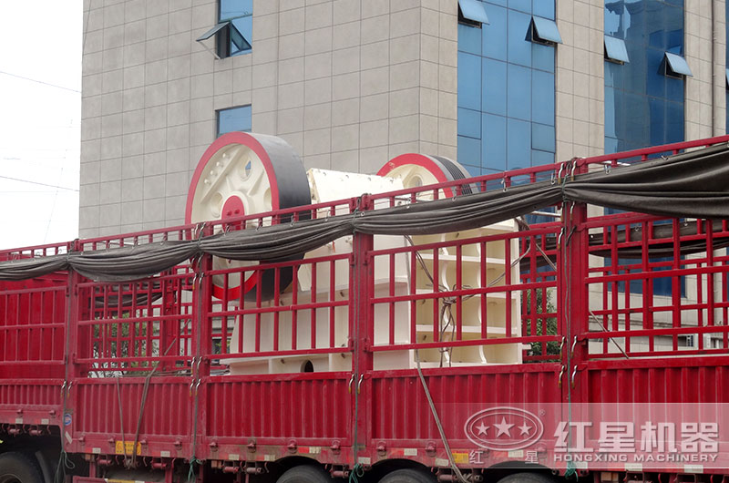 ��������ʯ���Ѿ��̶�װ�����������ຣ