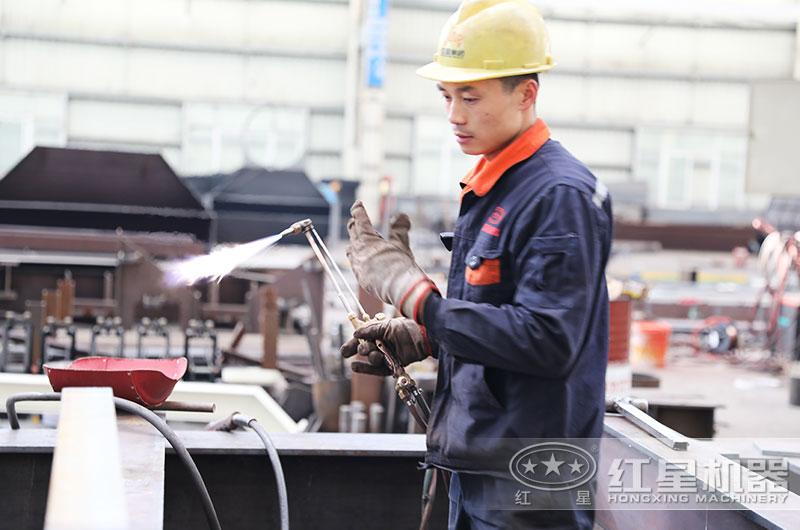 �������湤���ı���ͻ����