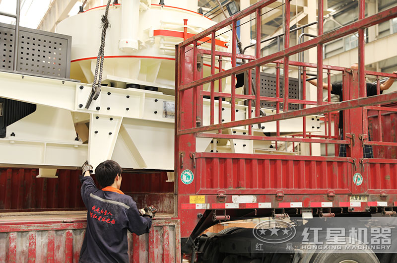 ʯ�ϳ���ɰ������Ǯһ�ף��ĸ�Ʒ�ƺã�