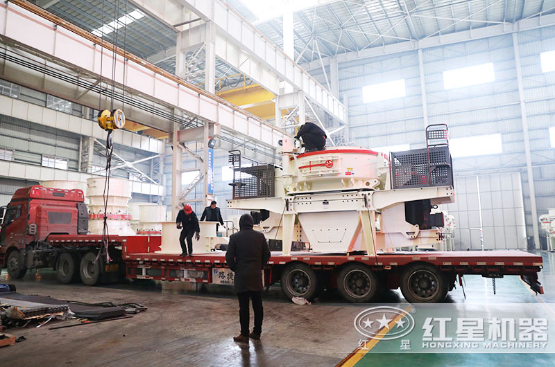 ����ͻ��ʯͷ��ɳ�豸װ�������ֳ�