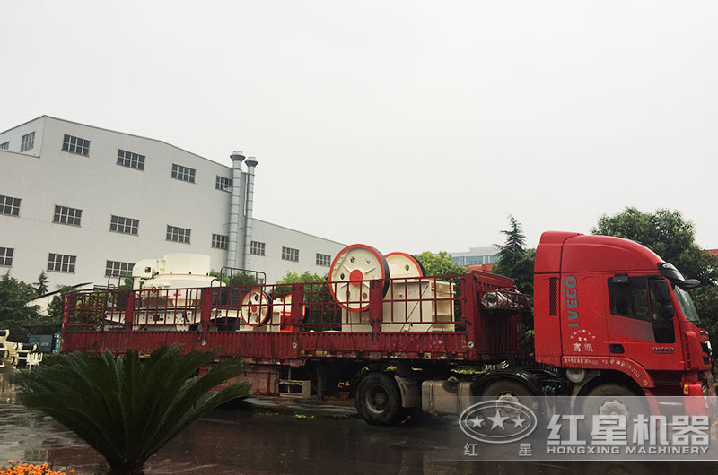 ��һ��ɰʯ�������豸װ���Դ�����