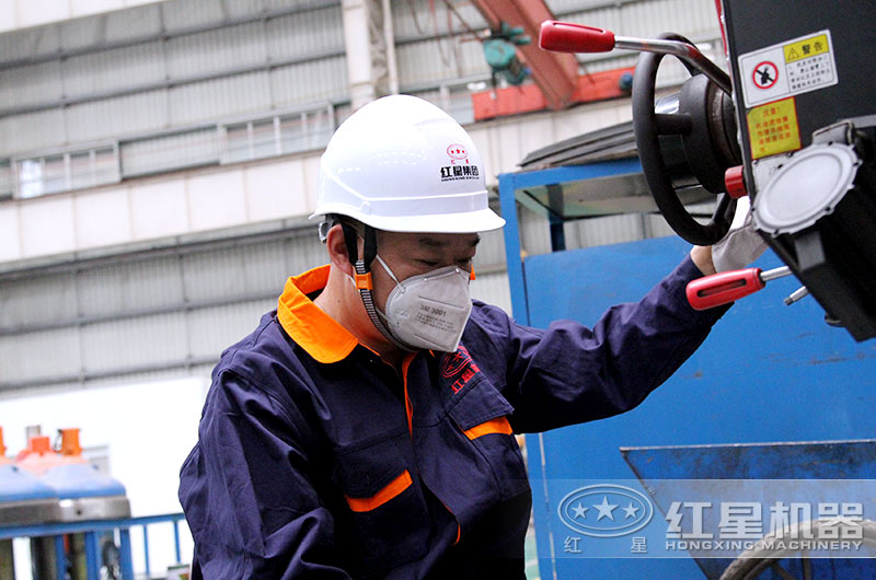 �����Ƚ��������յı���ͻ�ƻ�����������