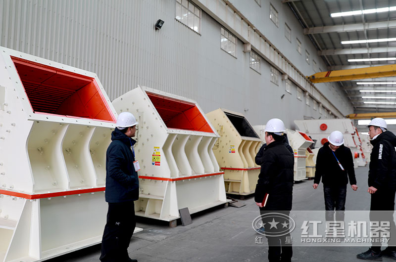 �ϲ���С�ͼӹ�Ͷ�ʶ���Ǯ