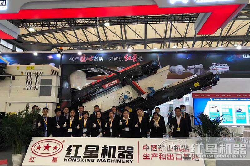 ���ϱ���ͻ�ƻ�����ʮ����Ʒ�ƣ��б���