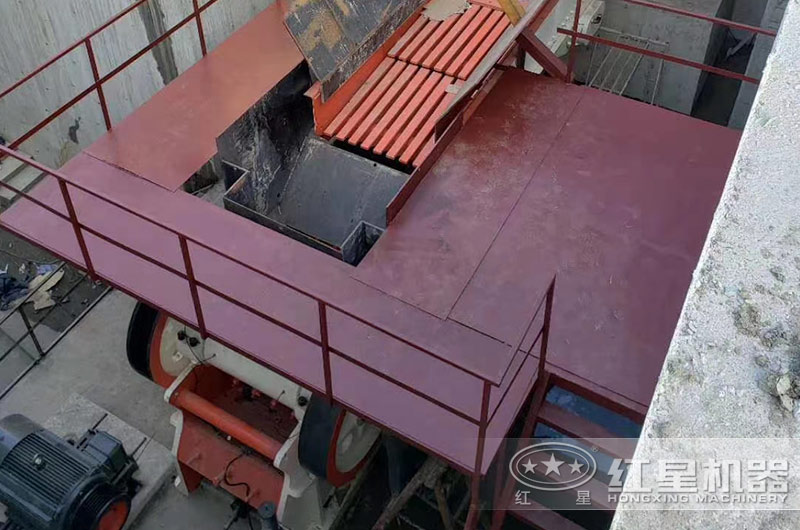 ɰʯ�϶�ʽ������豸�ĸ����������������������ʵ�