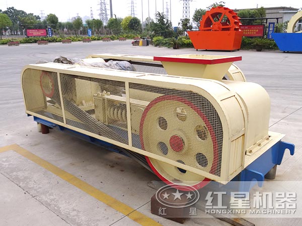 �Թ�ʽ������Ľṹ�ص�